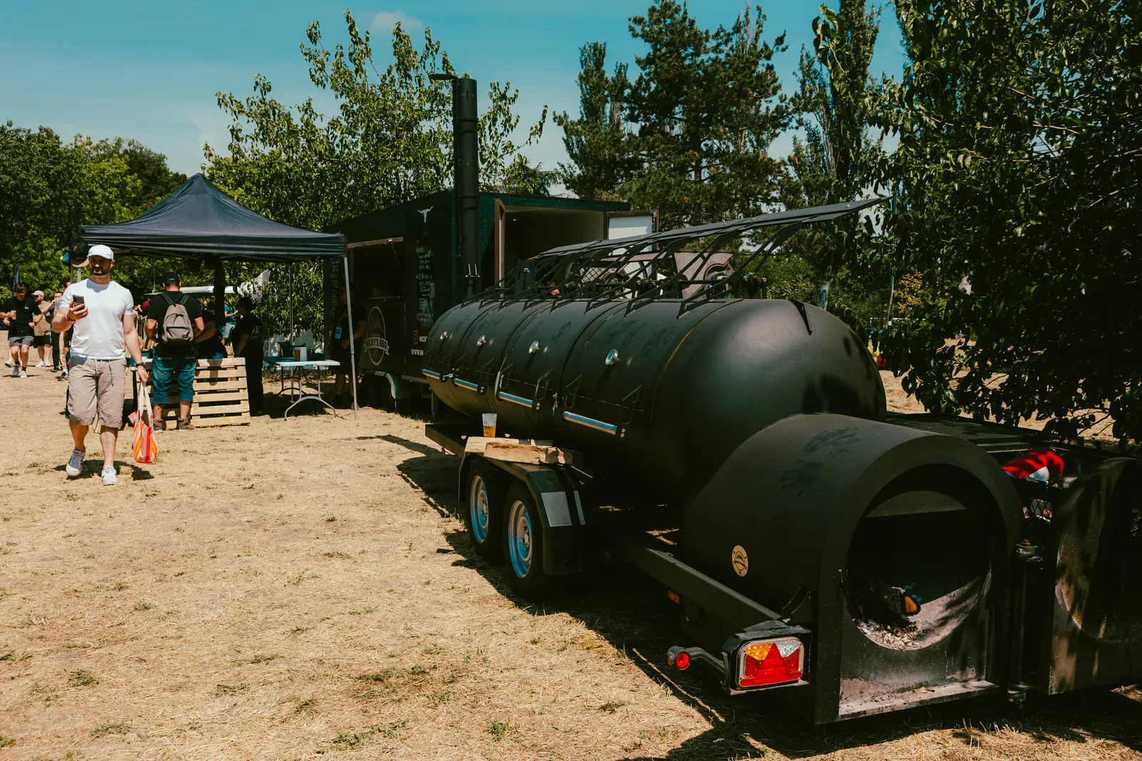 BBQ Libre-Service, Street Food, villages